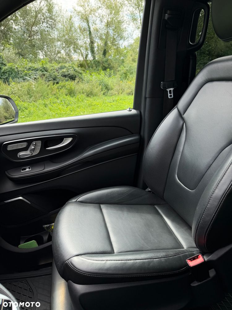 Mercedes-Benz Klasa V 250 d 4-Matic Exclusive 7G-Tronic - 14