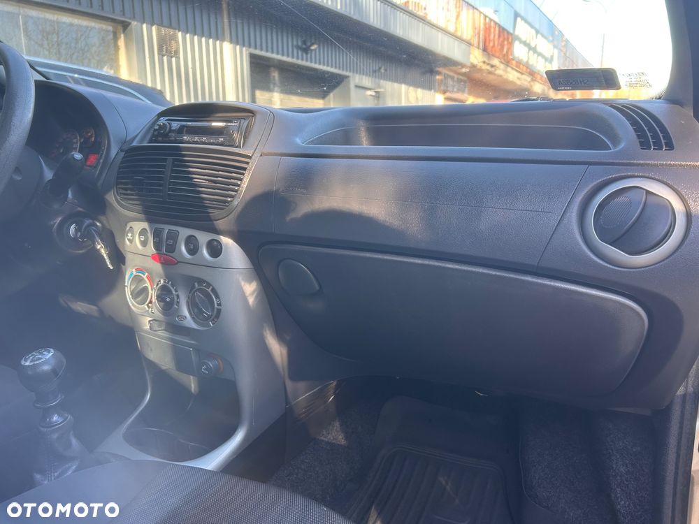 Fiat Punto - 8