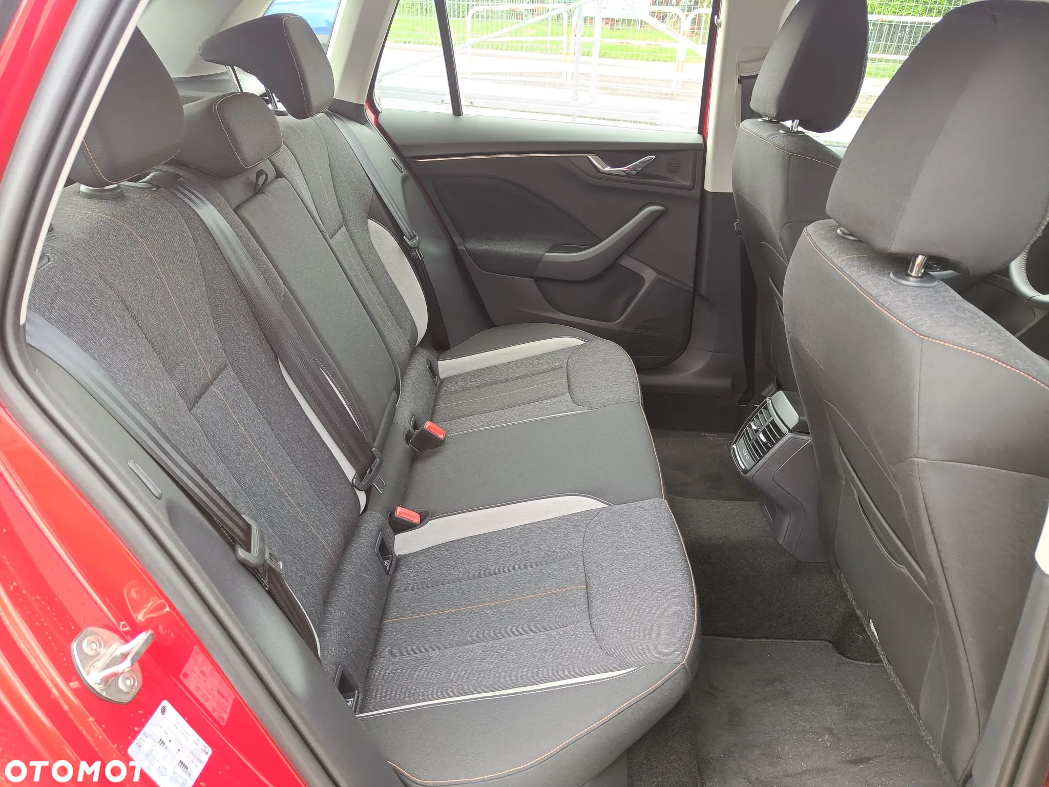 Skoda Kamiq 1.5 TSI Selection DSG - 12