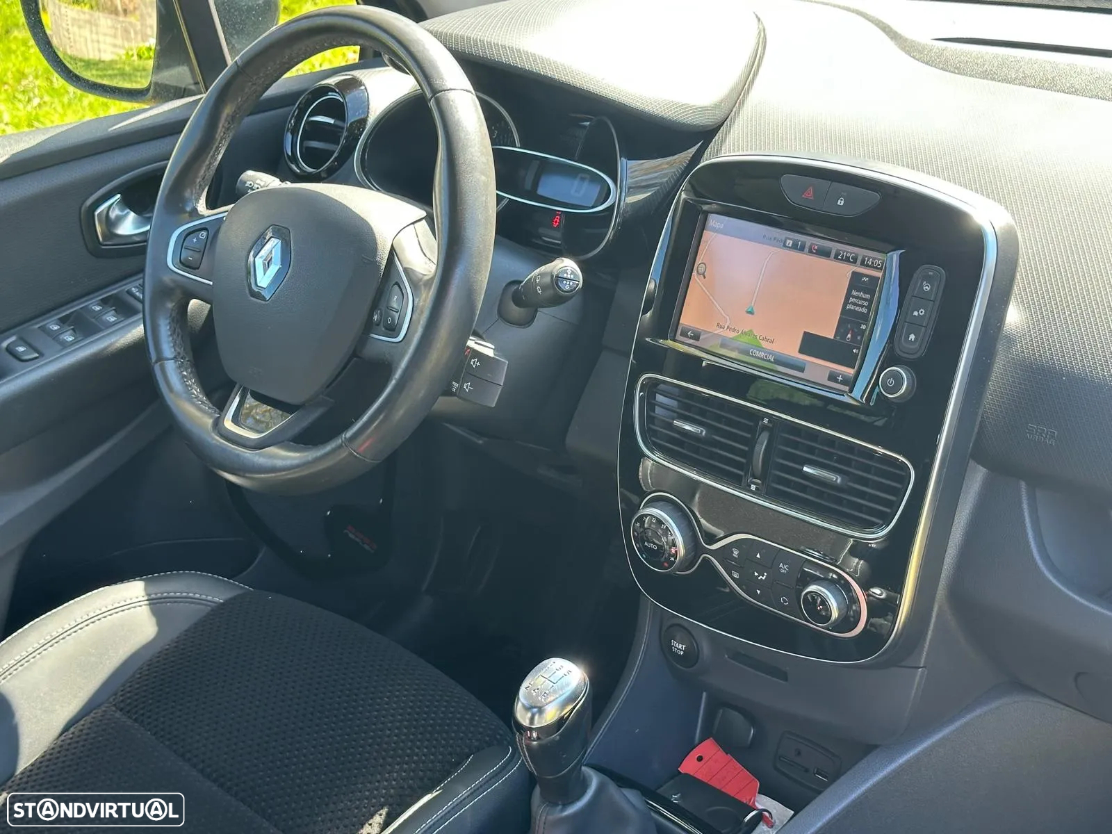 Renault Clio Energy dCi 90 Start & Stop Intens - 24