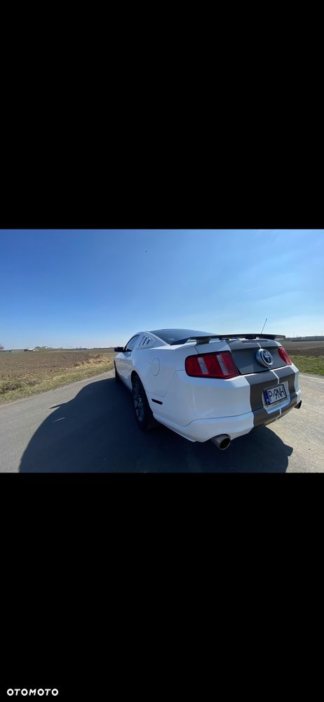 Ford Mustang 3.7 V6 Premium - 17