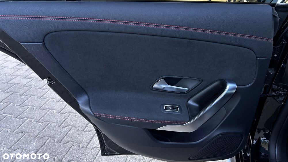 Mercedes-Benz CLA 200 mHEV AMG Line 7G-DCT - 26
