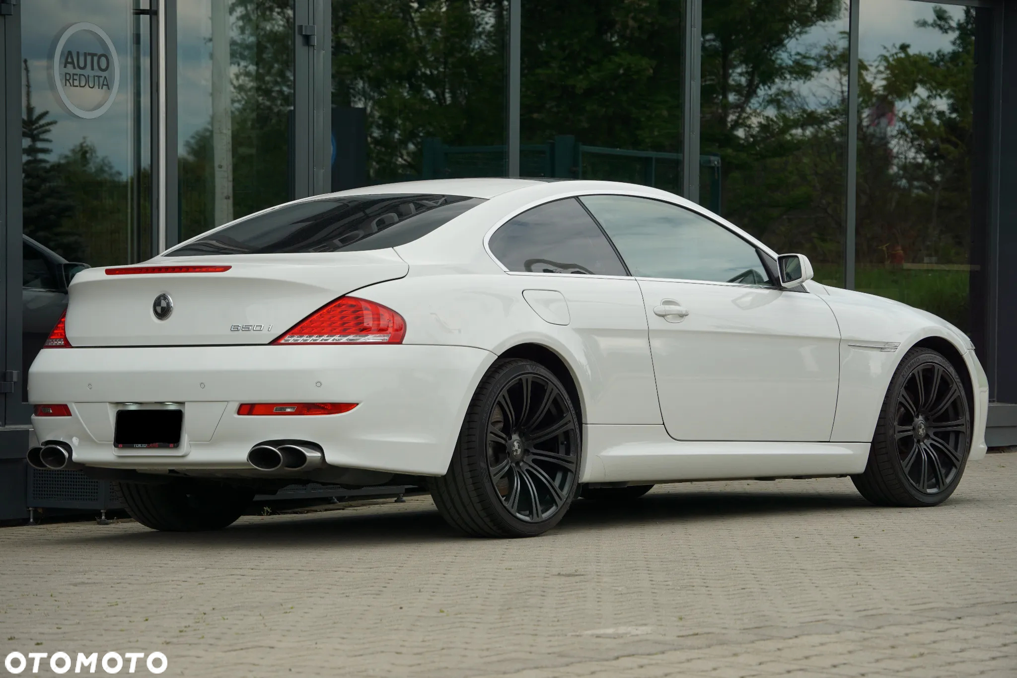 BMW Seria 6 650 i - 7