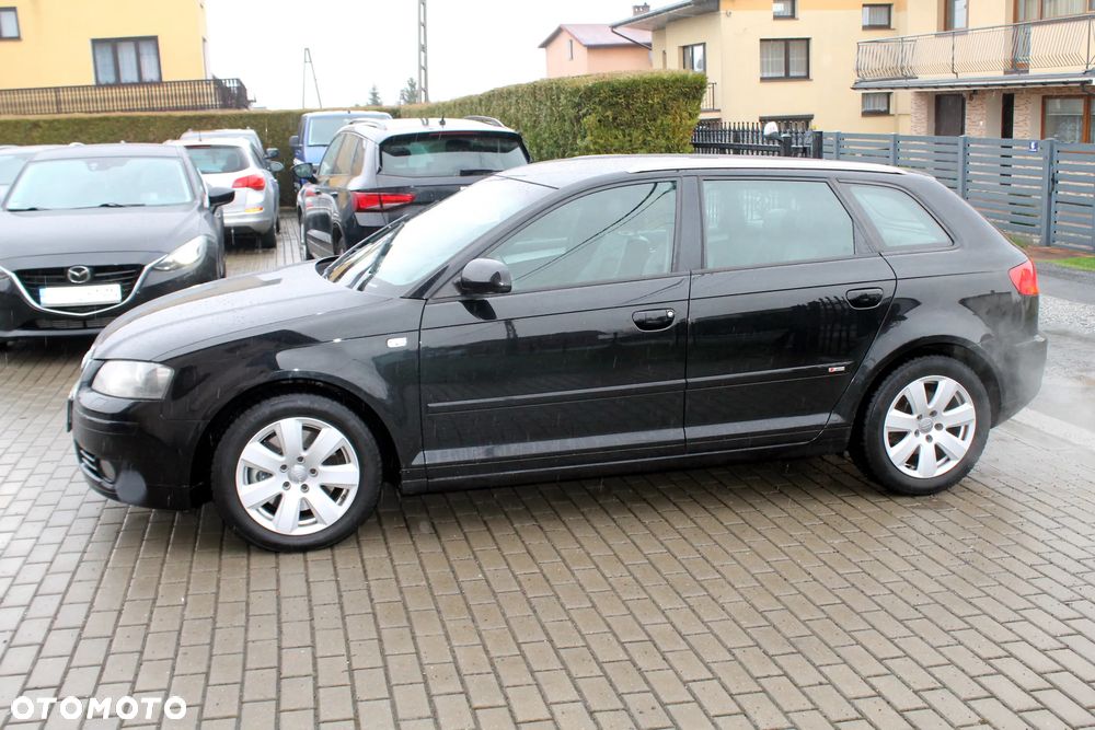 Audi A3 Sportback 2.0 TDI DPF quattro S line Sportpaket plus - 6