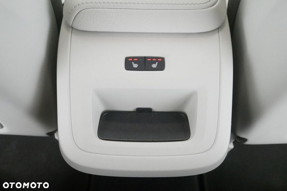 Volvo XC 60 - 27