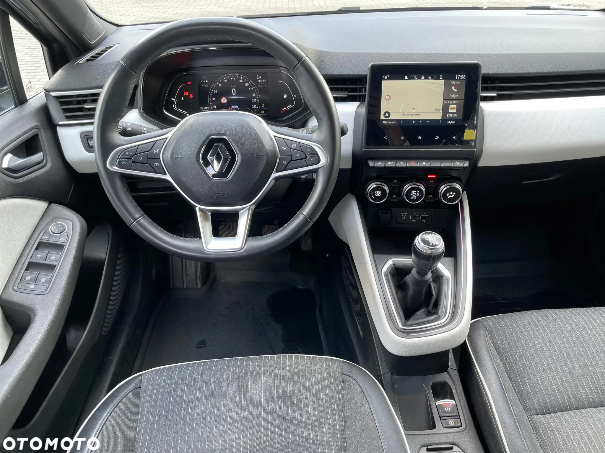 Renault Clio 1.0 TCe Techno - 13