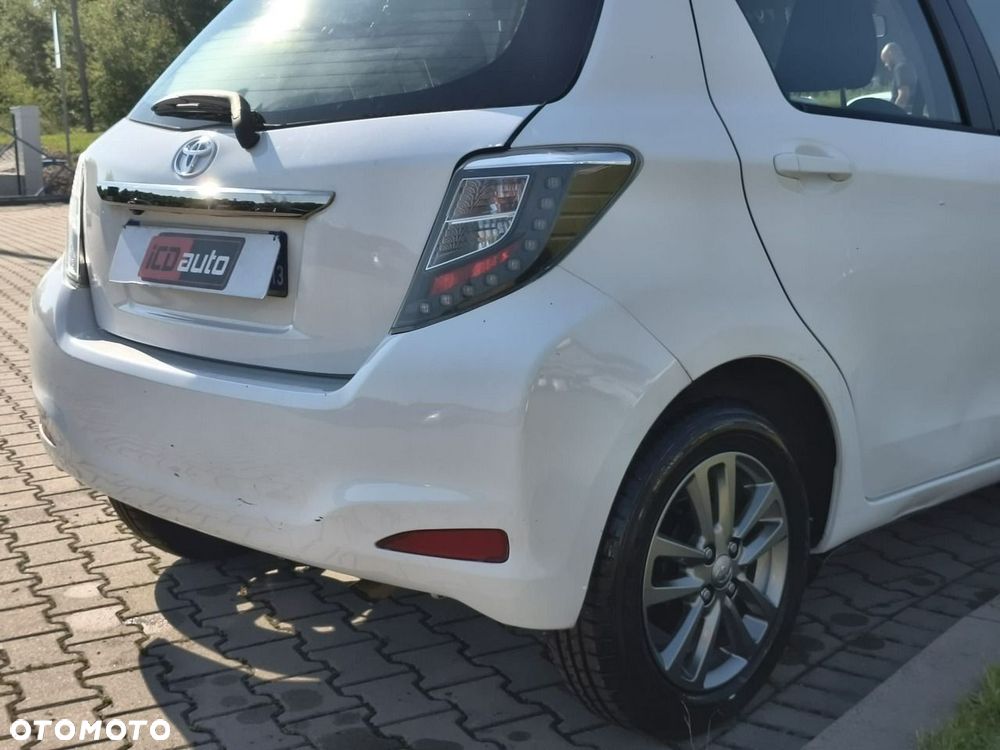 Toyota Yaris - 15