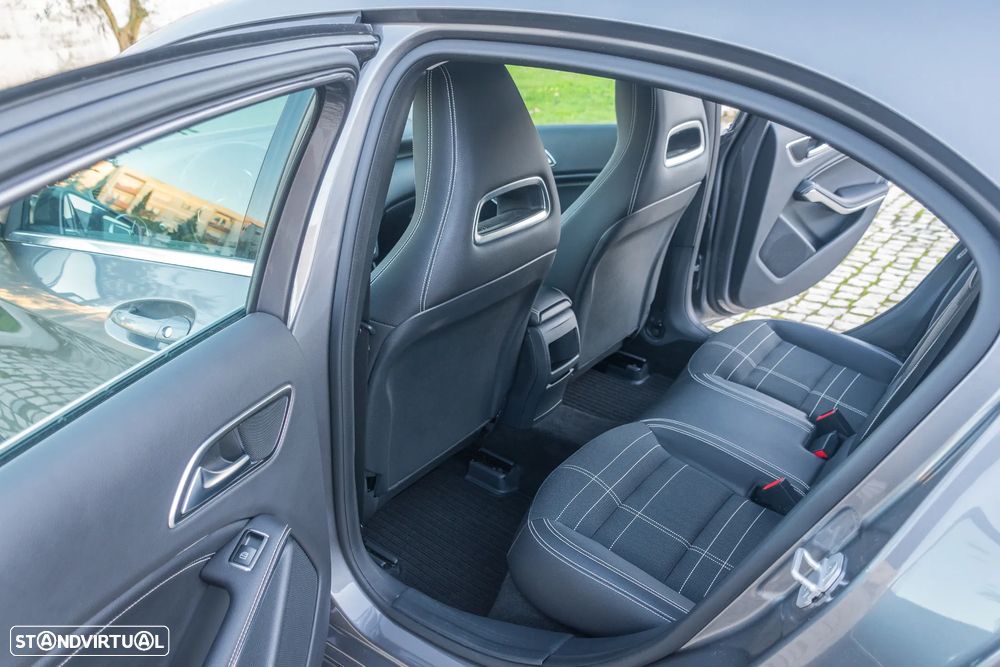 Mercedes-Benz A 180 d Urban - 29