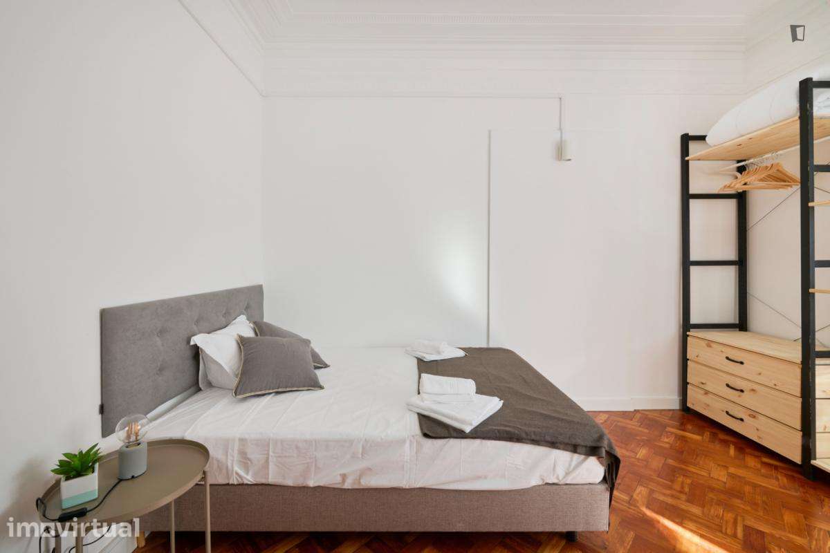 Quarto - localizado em Rato Lisbon - Grande imagem: 4/42