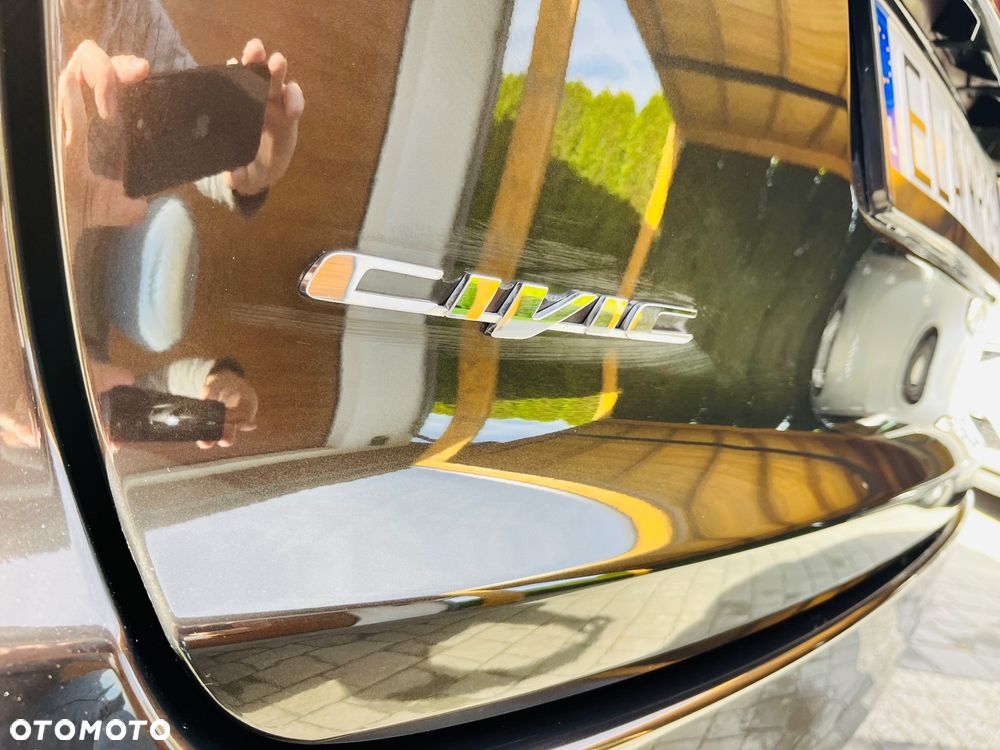 Honda Civic 1.8 Style Edition (Honda Connect+) - 18