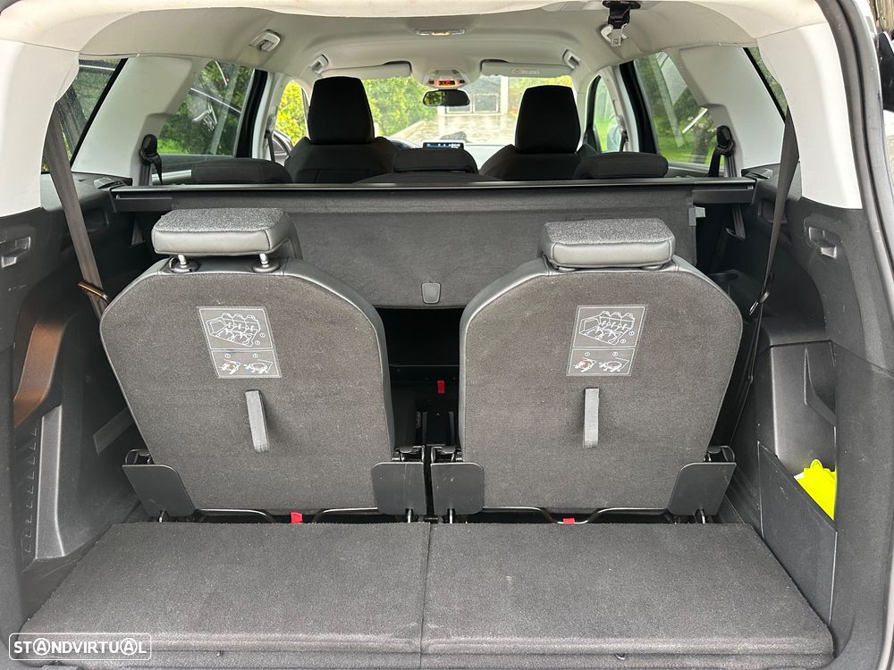 Peugeot 5008 BlueHDI 130 EAT8 Allure Pack - 23