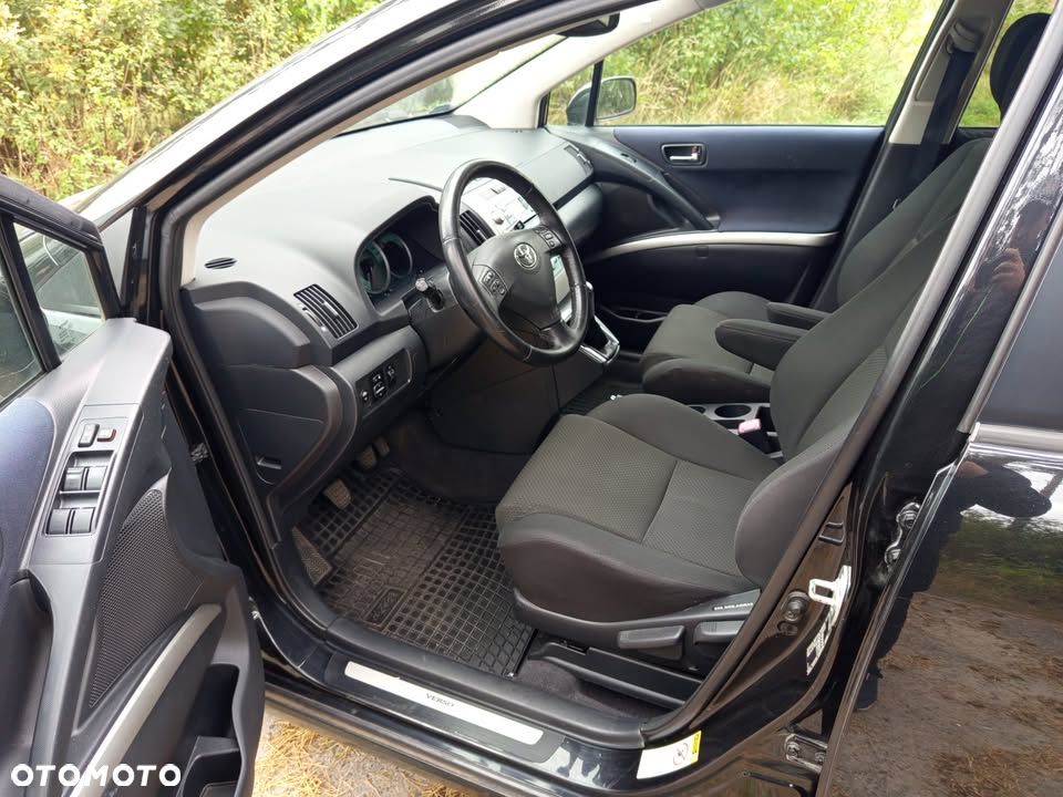 Toyota Corolla Verso - 7