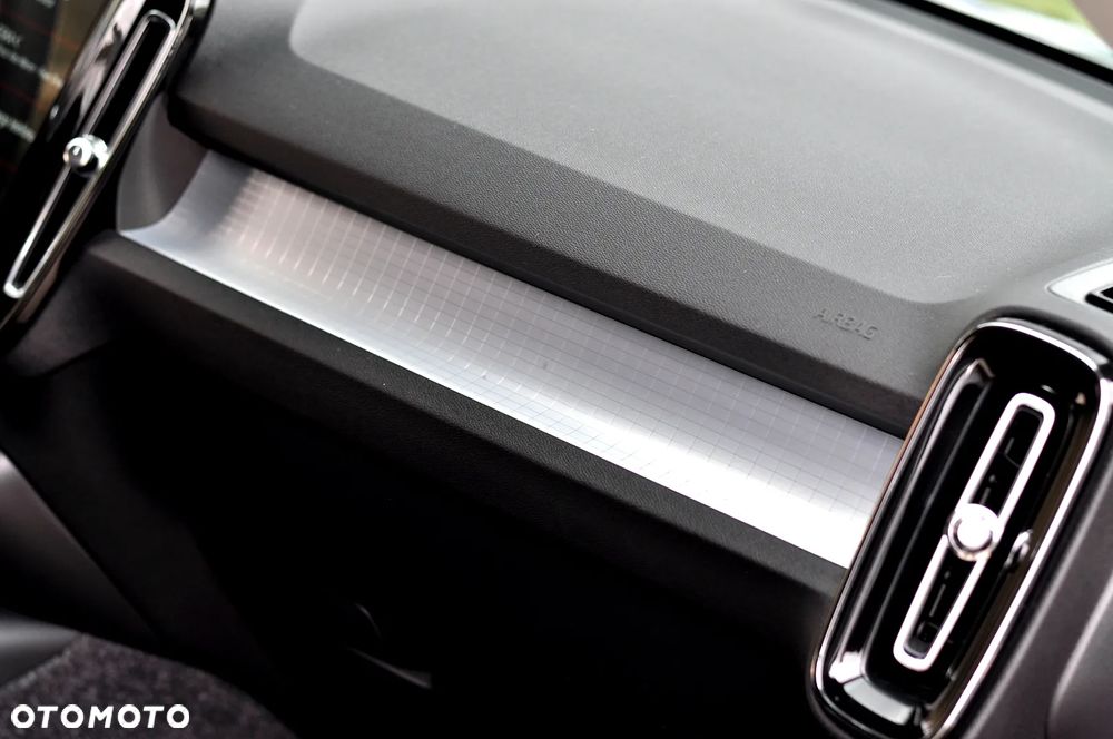 Volvo XC 40 D3 Momentum Pro - 16