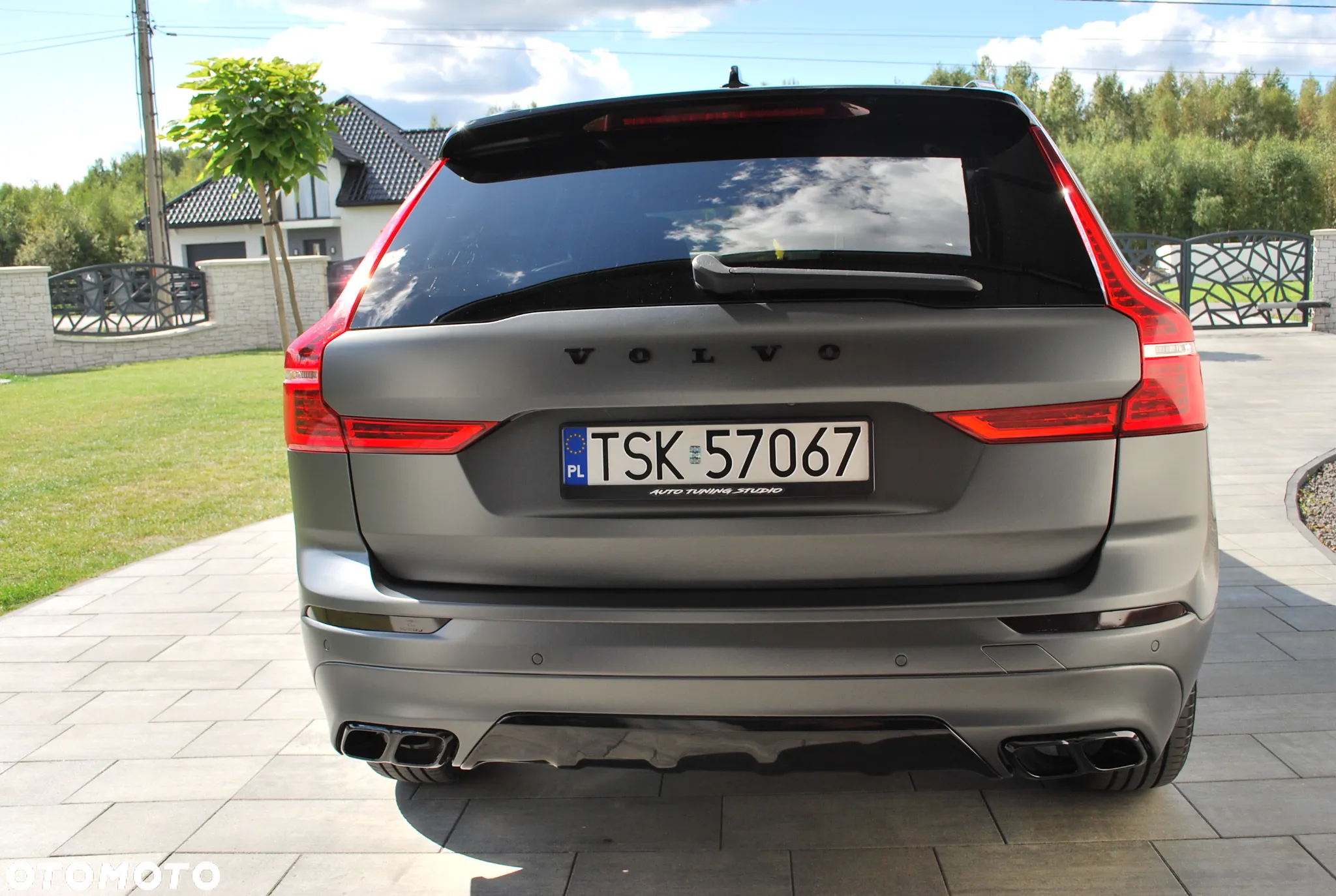 Volvo XC 60 T5 AWD R-Design - 3
