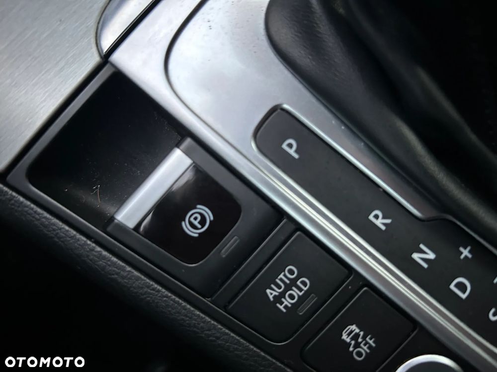 Volkswagen Passat 2.0 TDI Highline DSG - 20