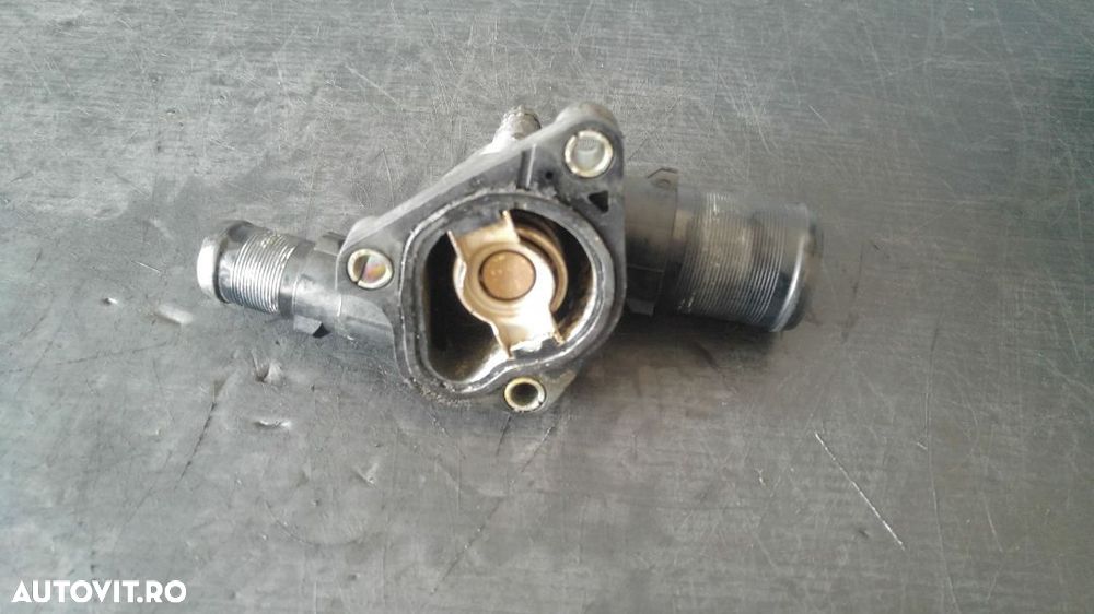 Carcasa termostat racire 1.2 benzina renault clio 3 7700110716 - 2