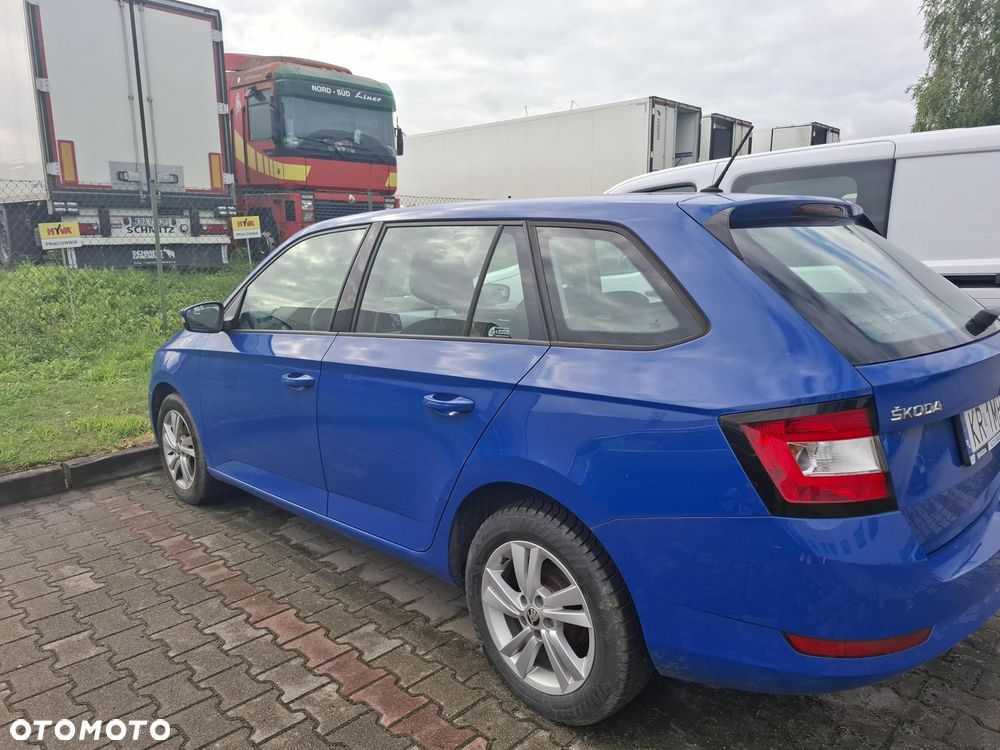 Skoda Fabia 1.0 TSI Active - 8