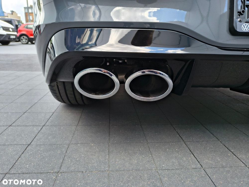 Volkswagen Golf - 9