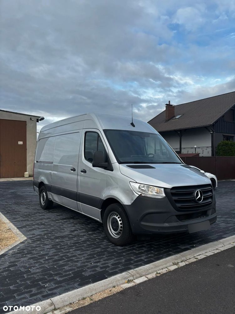 Mercedes-Benz Sprinter - 3