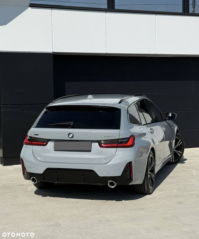 BMW Seria 3 330i xDrive M Sport sport - 41