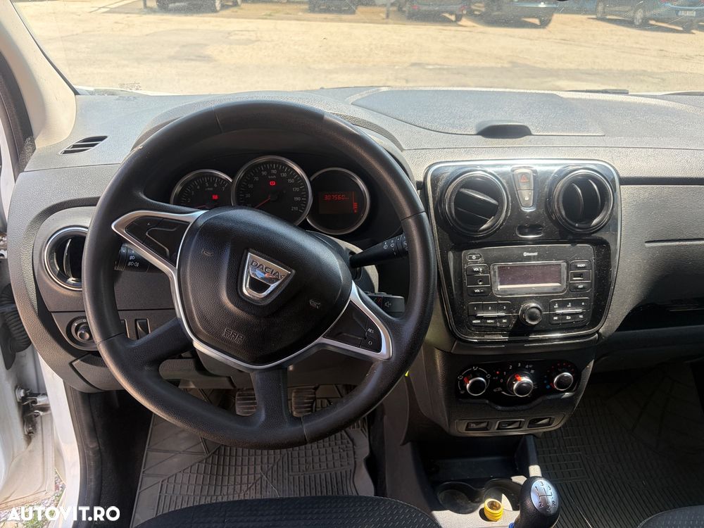 Dacia Lodgy 1.5 dCi 90 CP Ambiance - 9