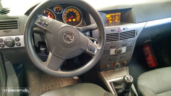 Para Peças Opel Astra H (A04) - 2