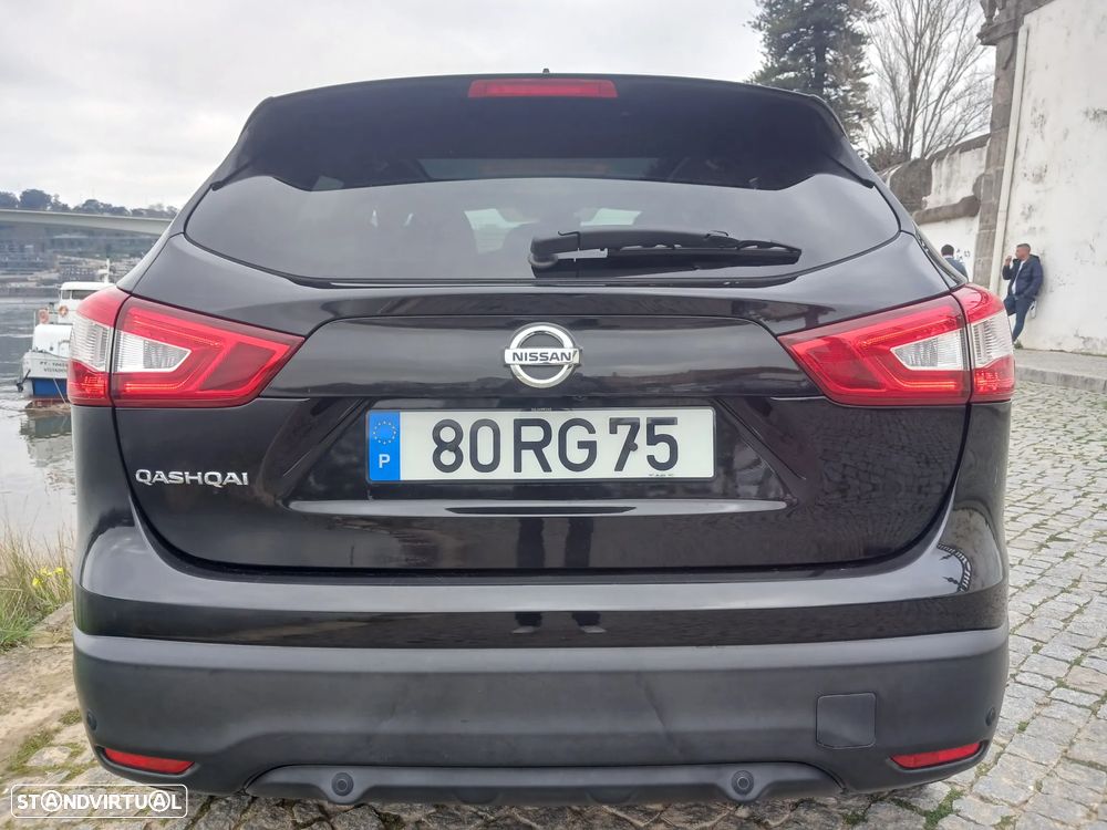 Nissan Qashqai 1.6 dCi N-Connecta 18 - 4
