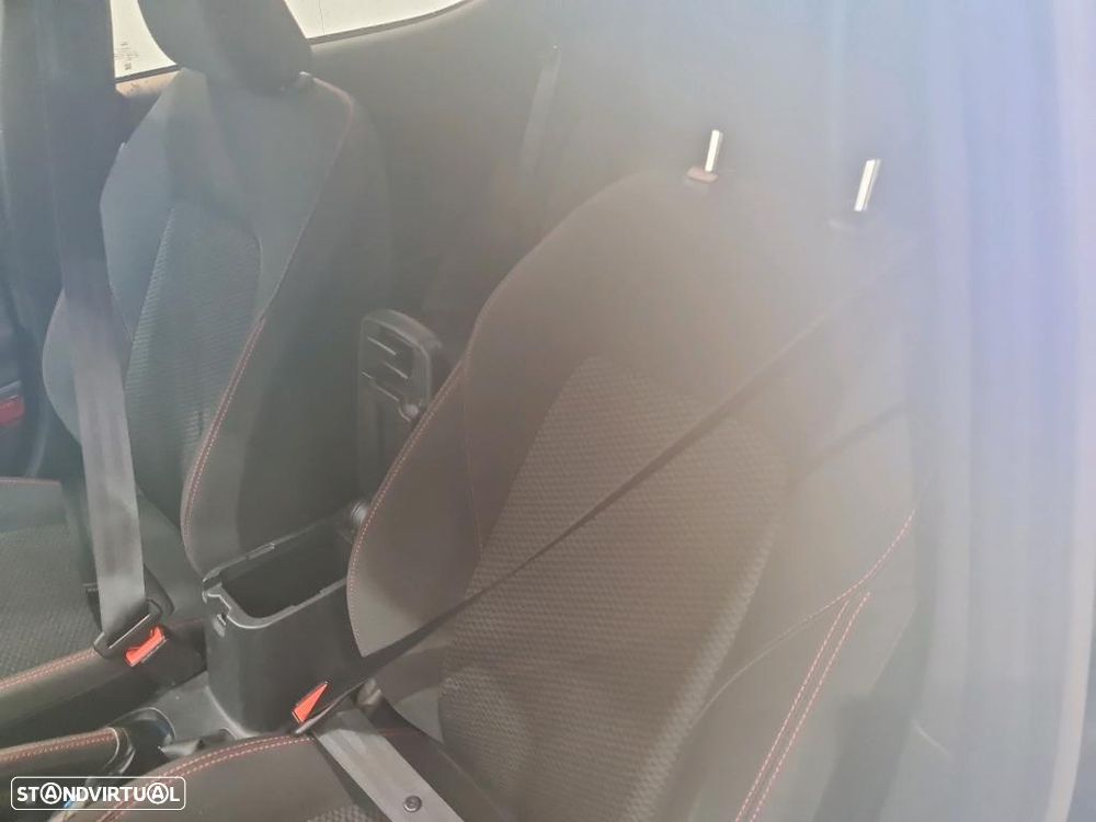 Ford Fiesta 1.0 EcoBoost ST-Line - 8
