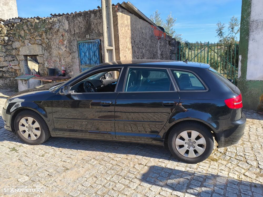 Audi A3 Sportback - 2