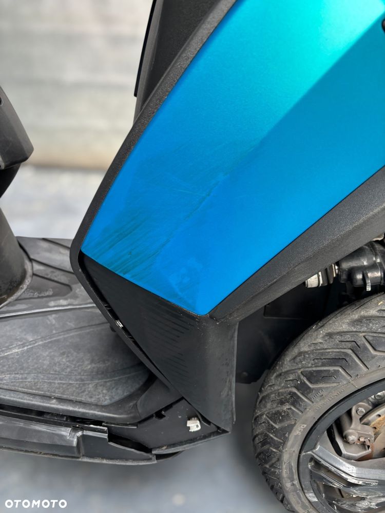 Peugeot Metropolis - 14