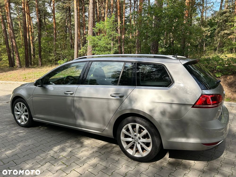Volkswagen Golf Variant 2.0 TDI BlueMotion Technology Highline - 5