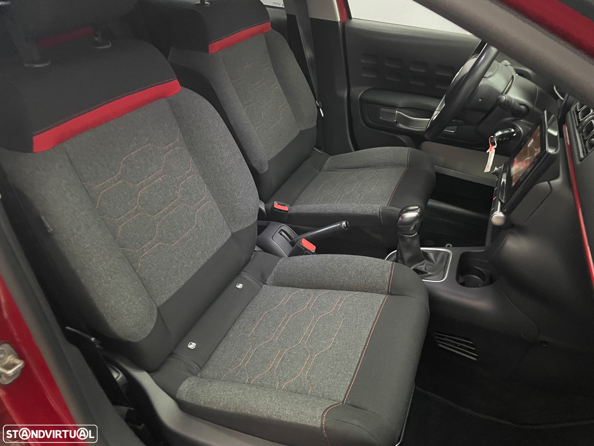 Citroën C3 Pure Tech Shine - 16
