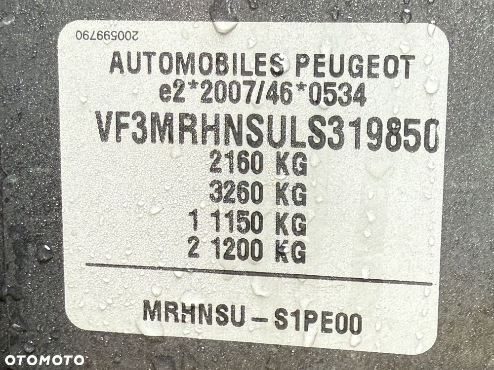 Peugeot 5008 - 26