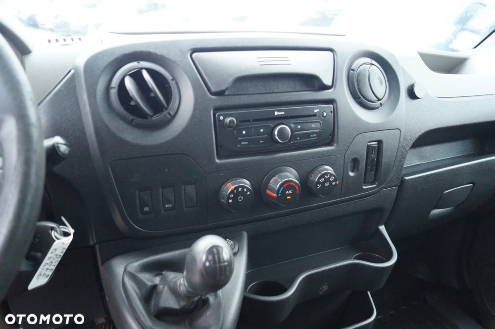 Renault Master - 18