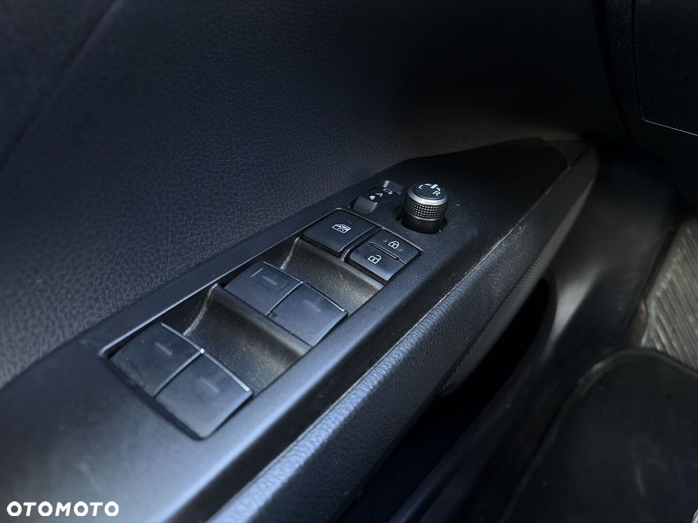 Toyota Camry 2.5 Hybrid Executive CVT - 27