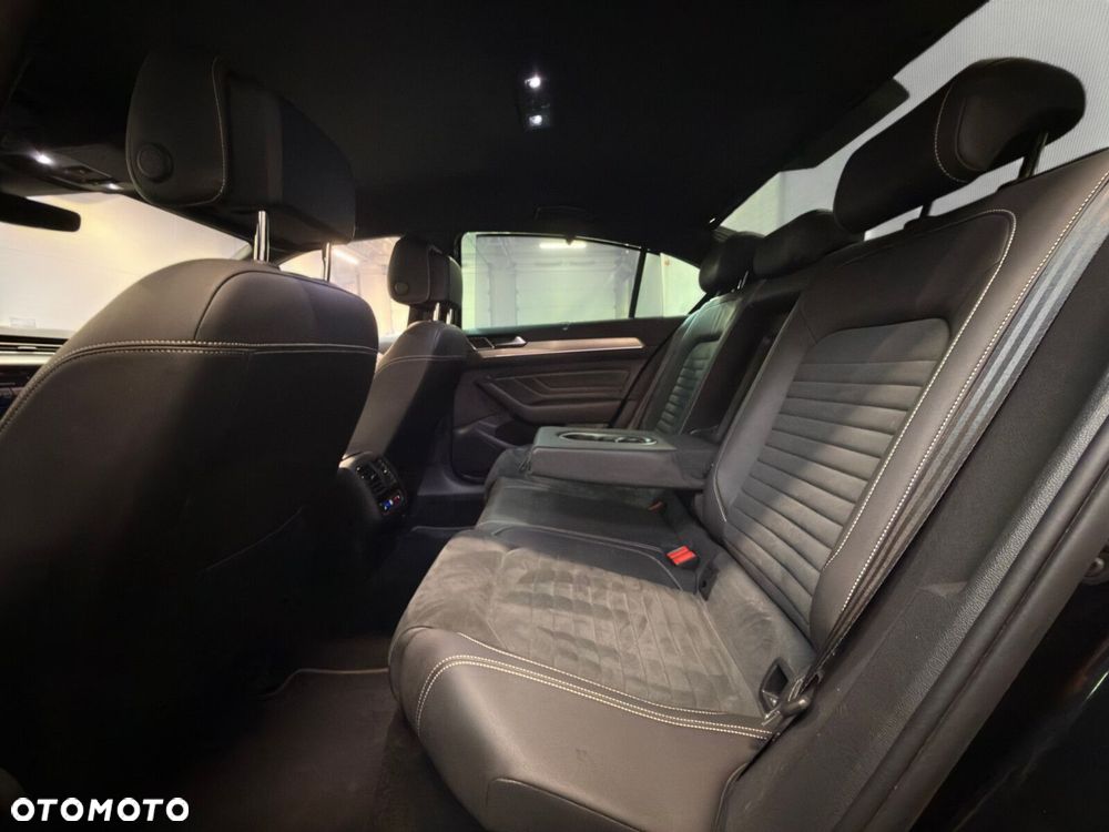 Volkswagen Passat 2.0 TSI 4Mot Elegance DSG - 25