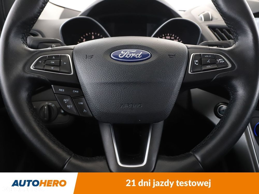 Ford Kuga - 18