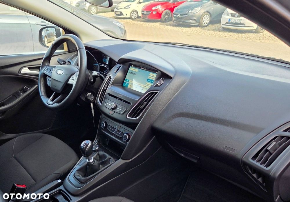 Ford Focus - 16
