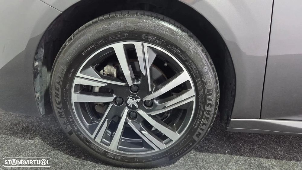 Peugeot 208 1.2 PureTech Allure Pack - 37