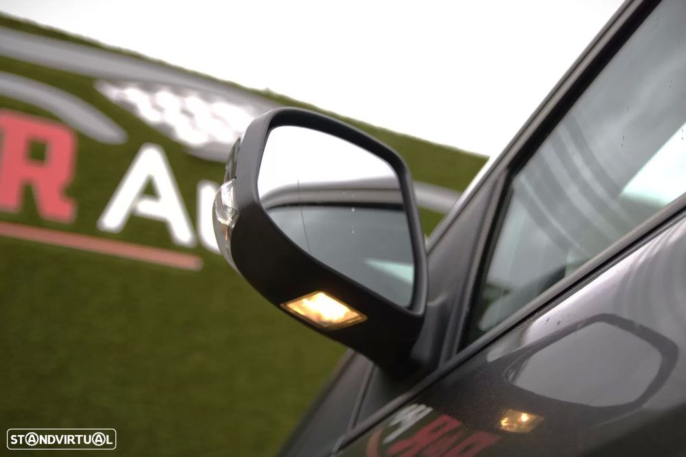 Ford Focus 1.5 TDCi ST-Line - 28