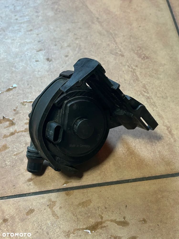 ELEKTRYCZNA DODATKOWA POMPA WODY BMW G30 G32 G11 F91 B47 B48 B57 B58 N63 9372723 - 1