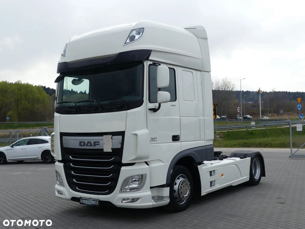 DAF XF 106.460 / LOW DECK /  AUTOMAT / SUPER SPACE CAB / - 2