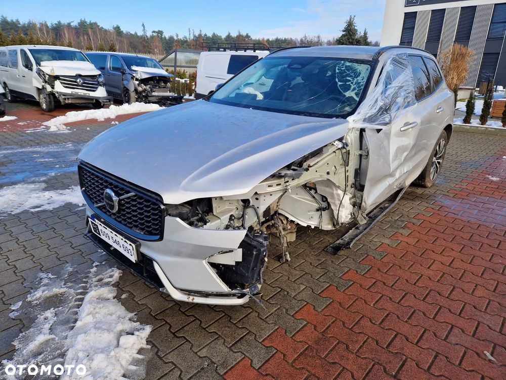 Volvo XC 60 B4 B R-Design - 18