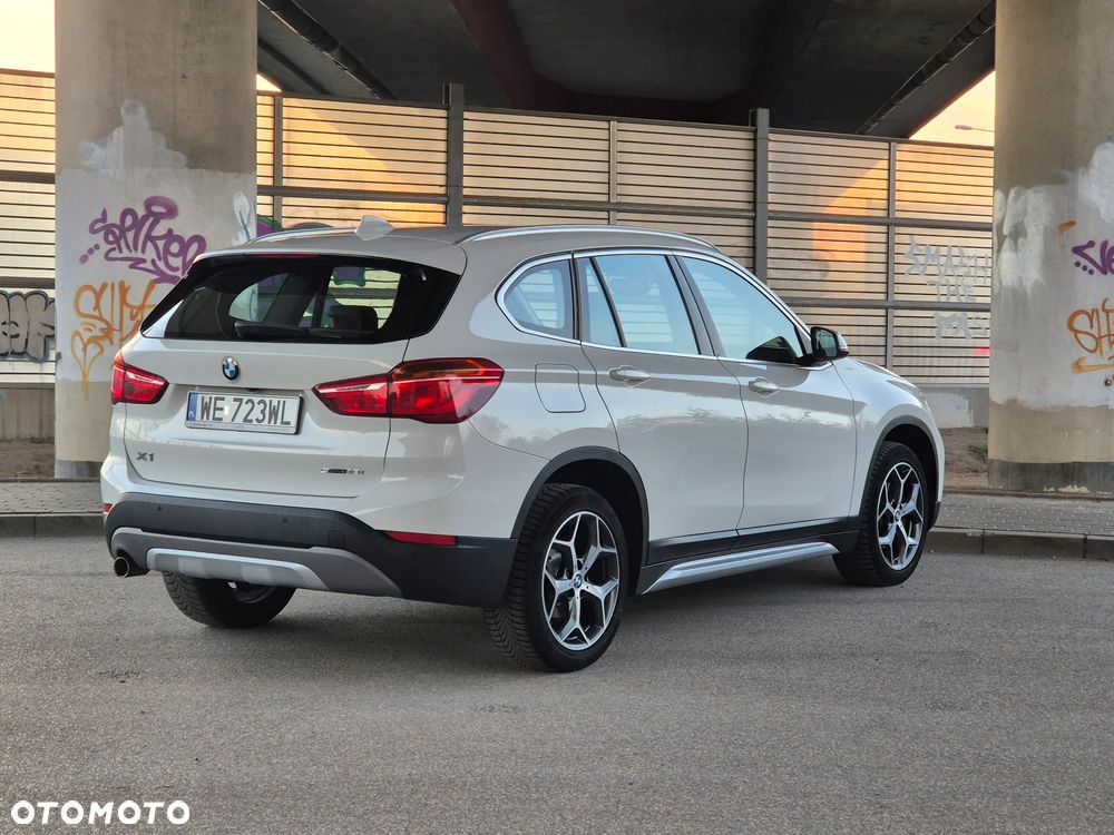 BMW X1 sDrive18i GPF xLine - 18