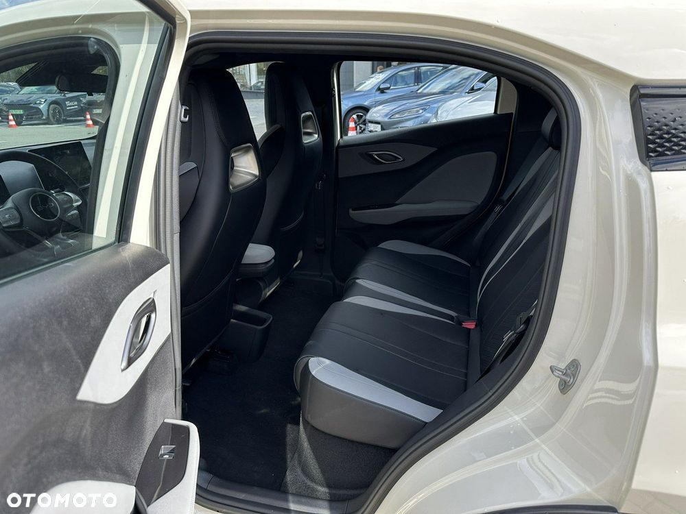 BYD Dolphin Surf - 14