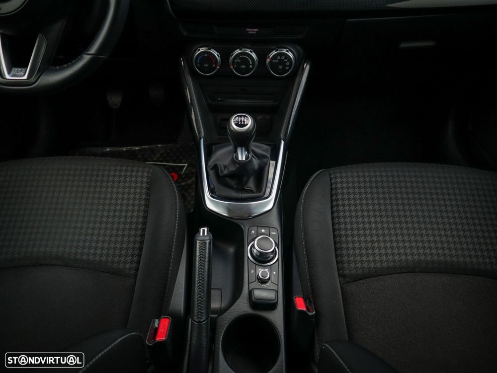 Mazda 2 1.5 Sky.Excellence - 29