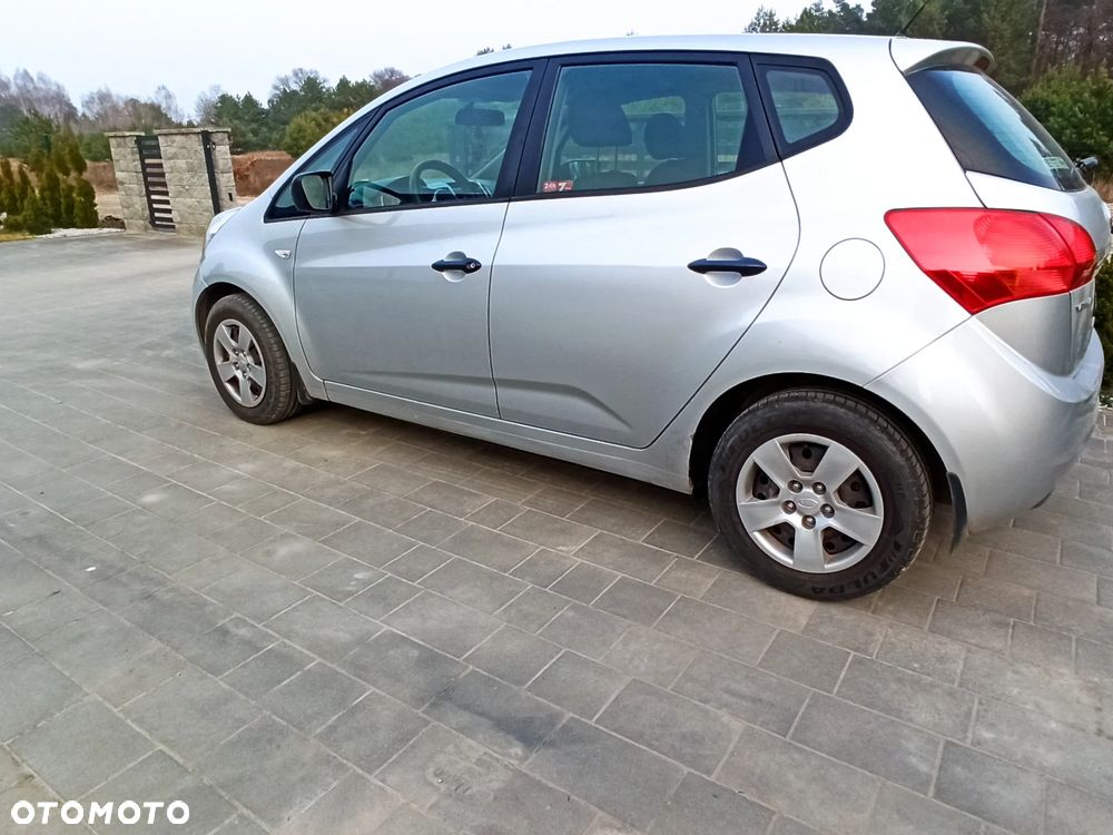 Kia Venga 1.4 CRDi L - 6