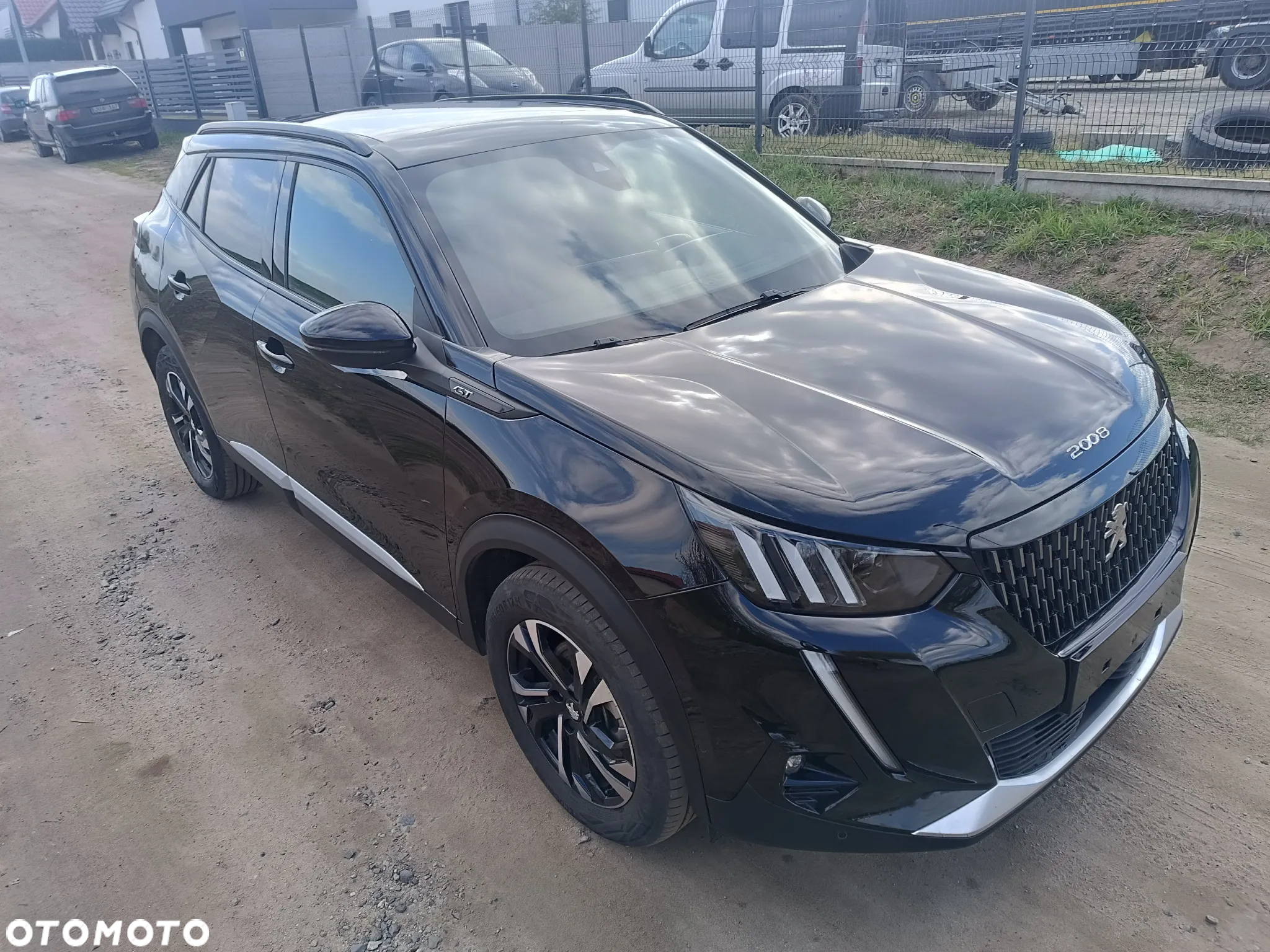 Peugeot 2008 - 3