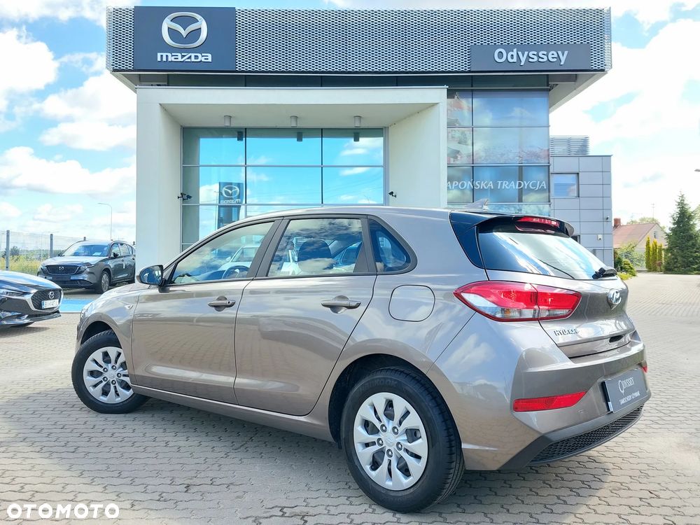 Hyundai i30 1.5 DPI Classic + - 4