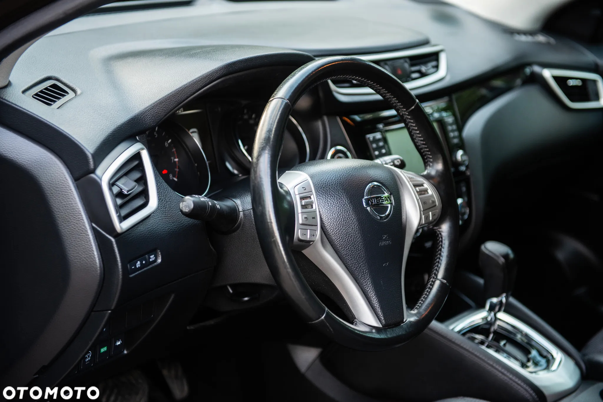 Nissan Qashqai 1.2 DIG-T Xtronic N-Connecta - 20